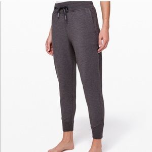 Lululemon joggers